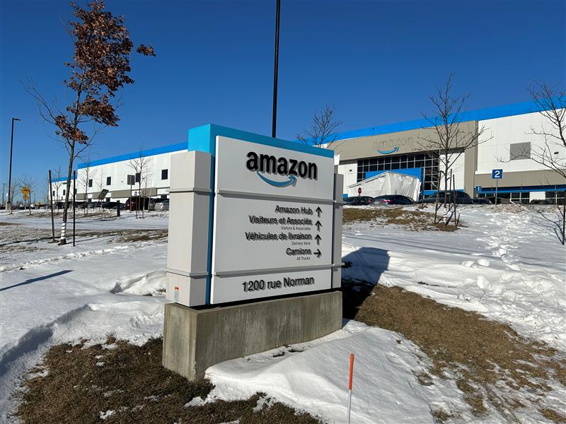 Amazon's Quebec Layoffs: 1700 Employees Affected By Warehouse Closure