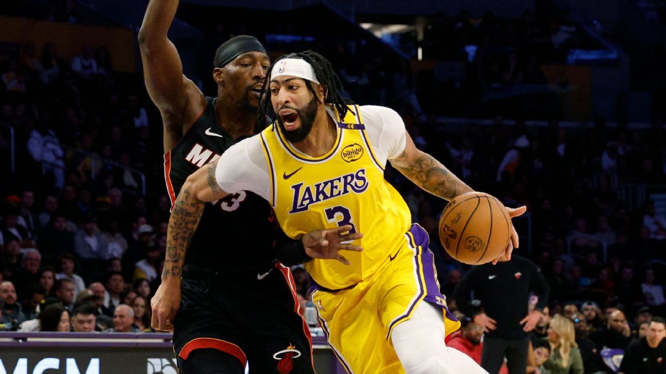 Anthony Davis On Lakers' Center Needs: Playoffs Still Possible?