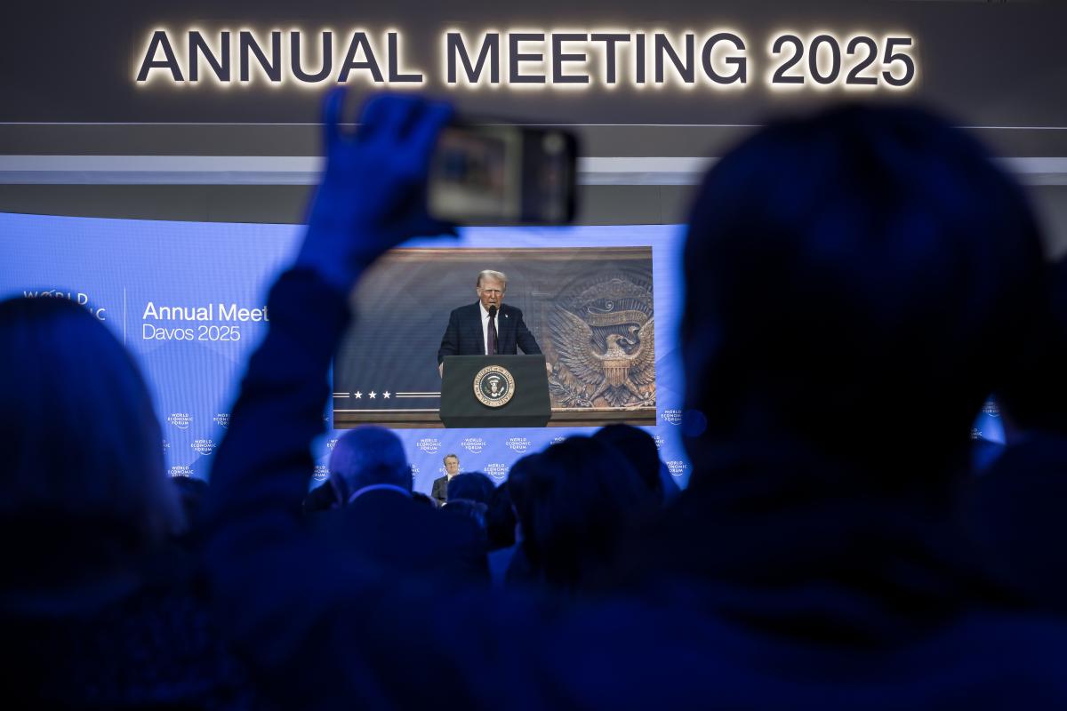 Davos 2024: Trump À L'honneur, Rencontre Virtuelle Avec Les PDG