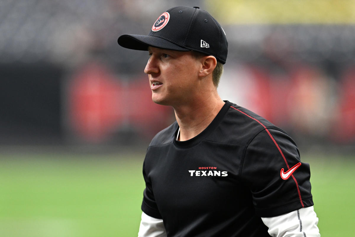 Texans Coaching Change: Slowik's Departure And The Future Of The Offense