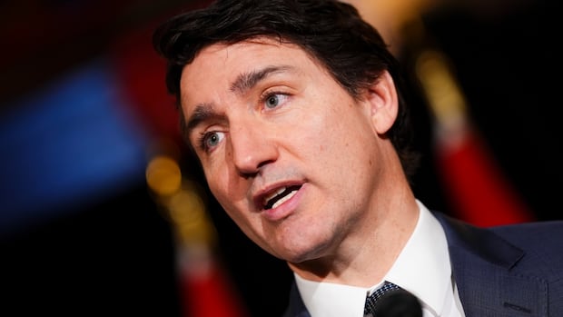 US Tariffs On Canada: Trudeau Prepares For Potential Trade War